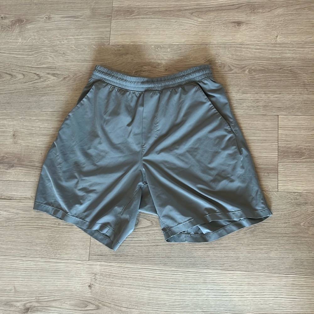 Lululemon shorts no liner